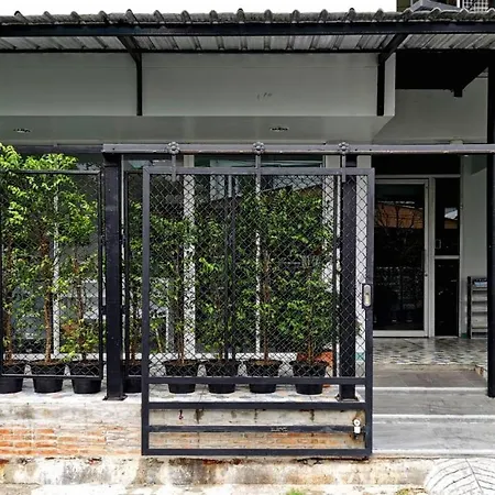 Pausetel Hostel